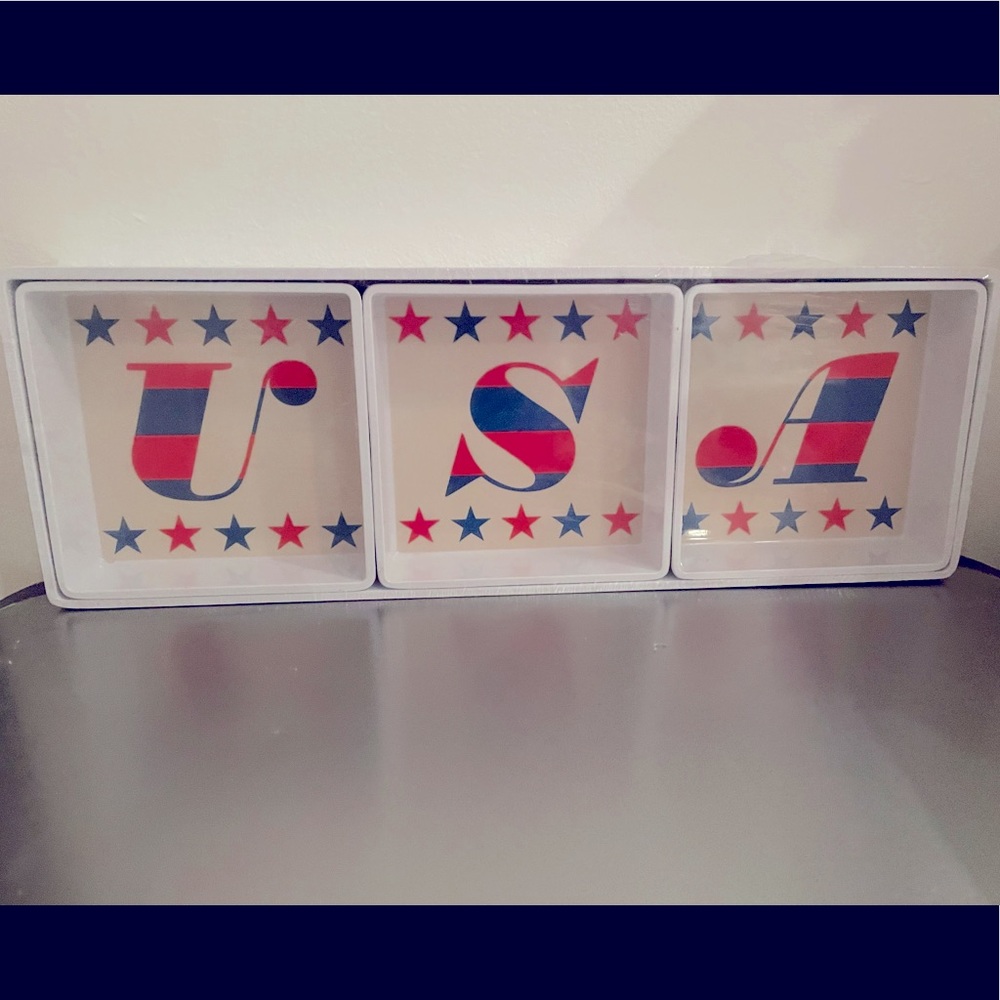 Vintage Jonathan Adler USA nesting trays - NWT